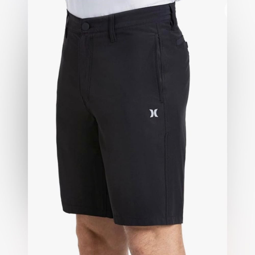 NWOT Men’s Hurley Hybrid Stretch Shorts